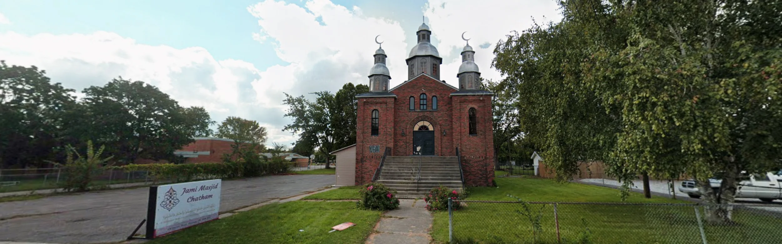Exterior view of Jami Masjid Chatham Chatham building